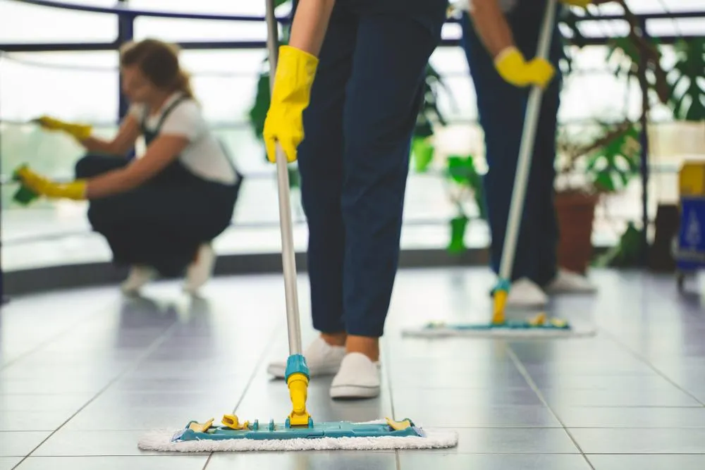 ROI of Hiring a Professional Commercial Cleaning Service